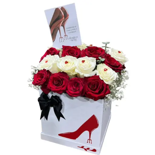 Caja pote con rosas importadas invitacion